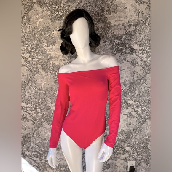Babaton Contour Off-Shoulder Long Sleeve Bodysuit - Picture 4 of 11